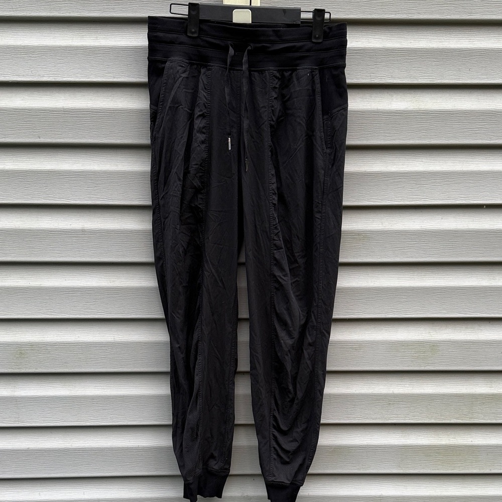 Lululemon | Black Studio Joggers size 6